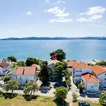 Gavun By Interhome