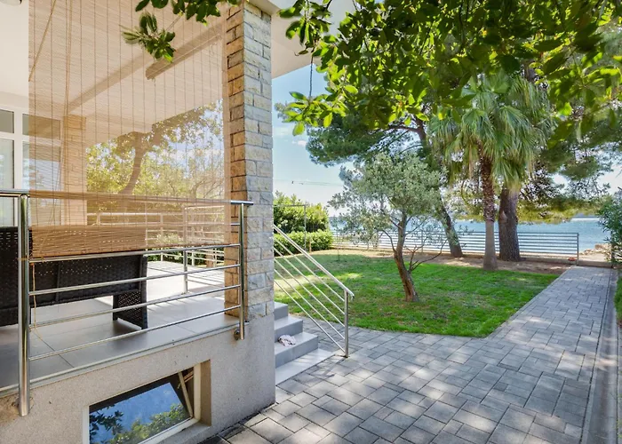 Gavun By Interhome Bibinje